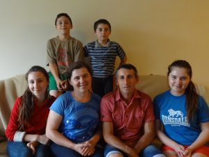 hiorescu-family-june-2016