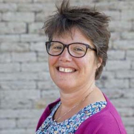 Julia Watts